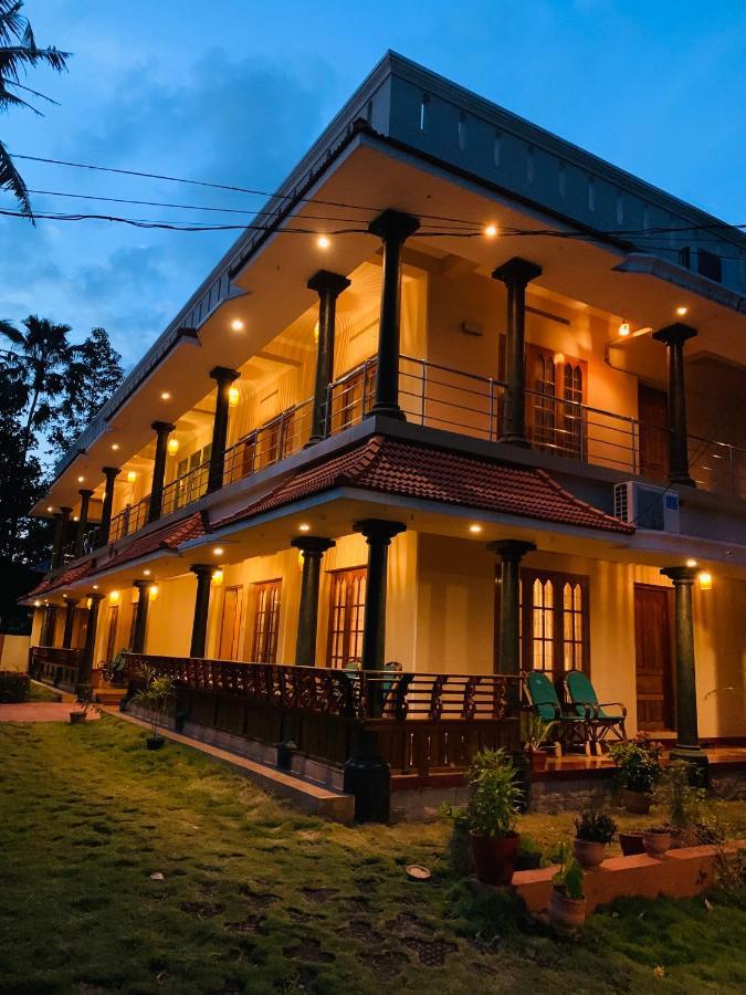 Surendram Villa Варкала Екстер'єр фото